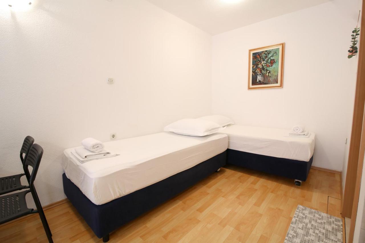 Studio Laura-Spacious Studio On The Main Beach Makarska Eksteriør billede