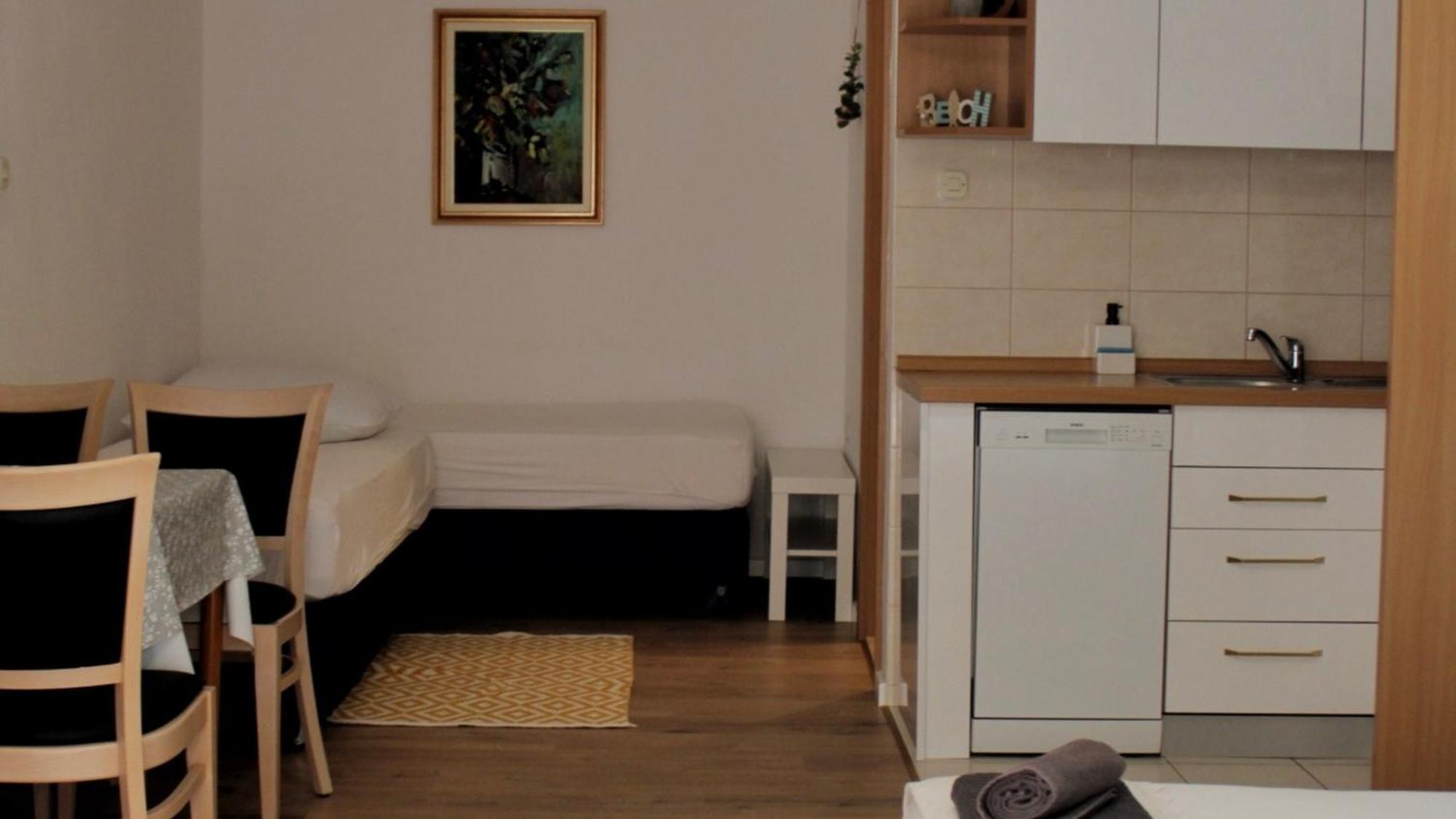 Studio Laura-Spacious Studio On The Main Beach Makarska Eksteriør billede